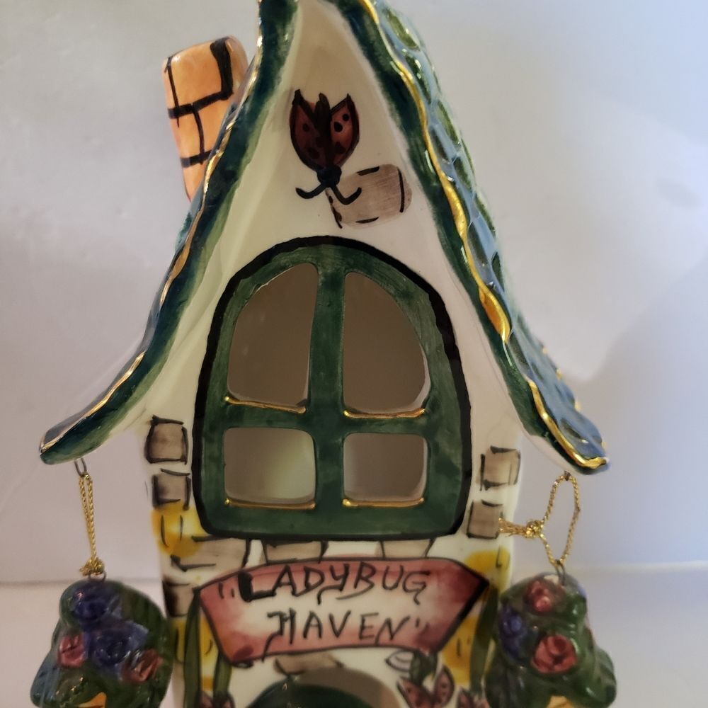 Lady Bug Haven - Picture 6 of 16